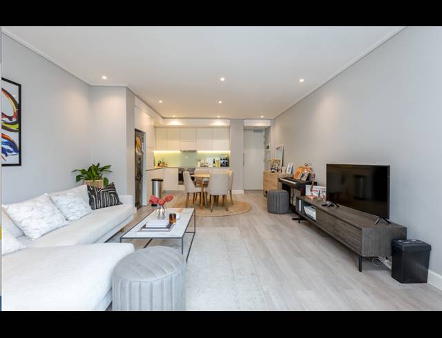 1 BEDROOM APARTMENT FOR SALE IN GREEN POINT